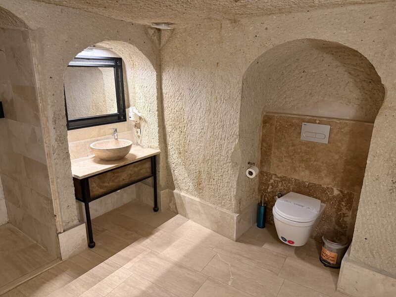 Leyla Cave House 101 — banyo